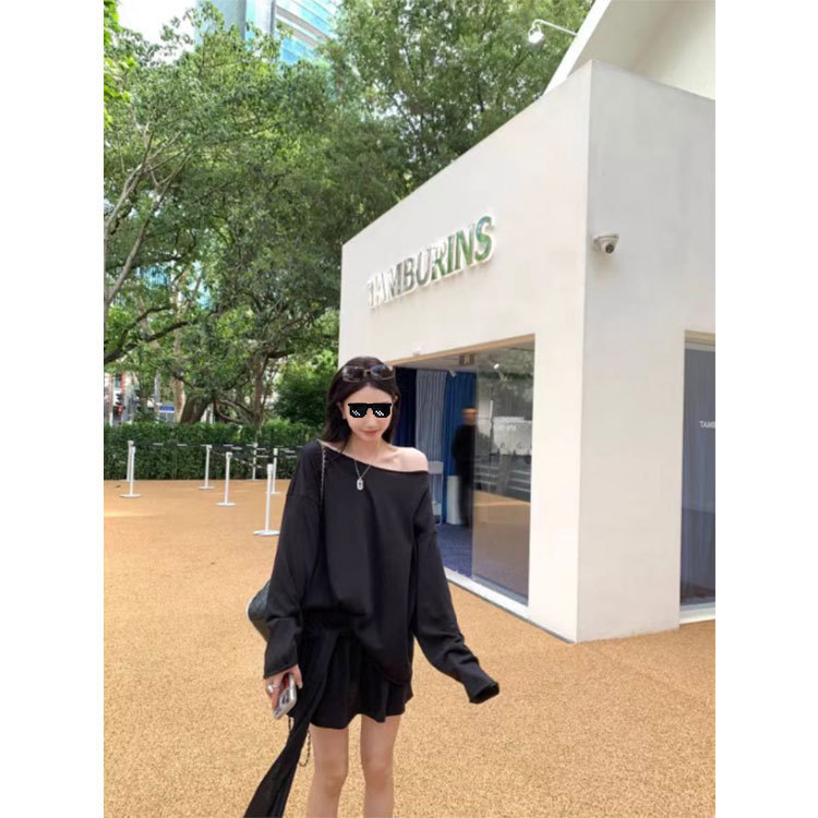 区区欧阳 露肩长袖T恤设计感小众慵懒宽松辣妹露肩上衣裤裙套装|undefined