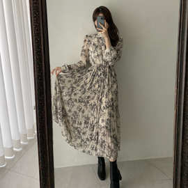 chic雪纺百褶长款立领淑女连衣裙