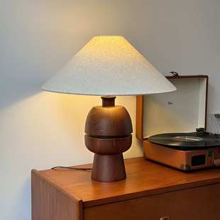 �йŷ�ʽ̨�����ҕ���Ԍ���L��ʽ�͹��OӋ���Շ��߼��Ќ�ľ���^��