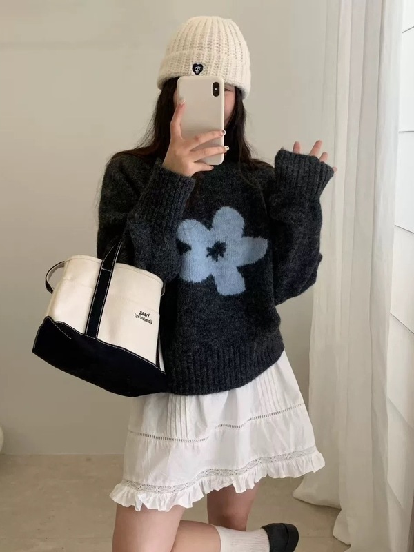 韩系减龄花朵提花套头毛衣女秋冬新款宽松温柔气质显瘦针织衫上衣|undefined