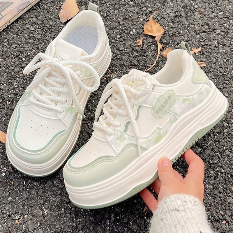 Trendy White Sneakers for Female Students This Year, Versatile Niche Breathable Sneakers, Ins-Style Sports Casual Loafers