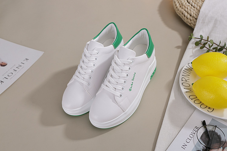 Baskets basses femme blanches compensées imperméables antidérapantes_voghion.com