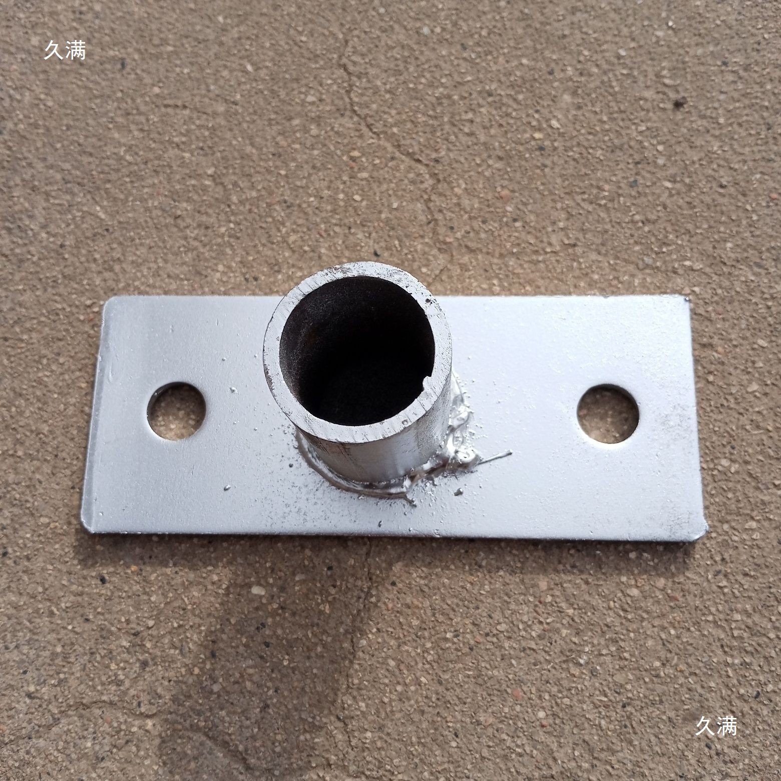 钢管底座楼梯扶手基坑防护栏杆连接件工地新款6分管通用护栏加固