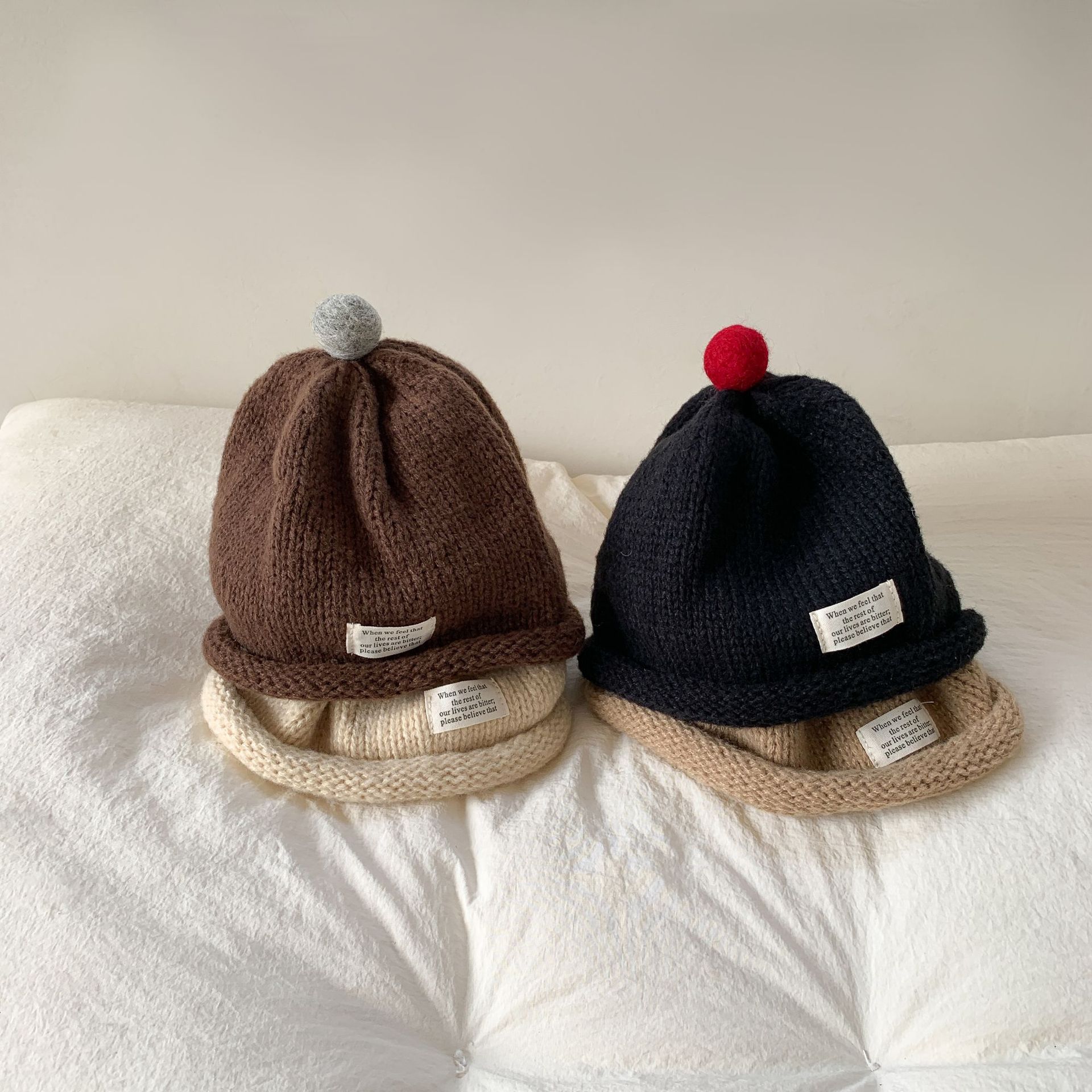 Sombreros de Año Nuevo para niños otoño y invierno niñas sombreros de lana sombreros de punto 2024 nuevos bebés de invierno sombreros de oído calientes