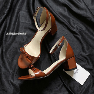 �nϵ������}�����Y��Ƥ2025�Ĵ��и��A�^¶ֺ���һ�֎���ЬŮ42