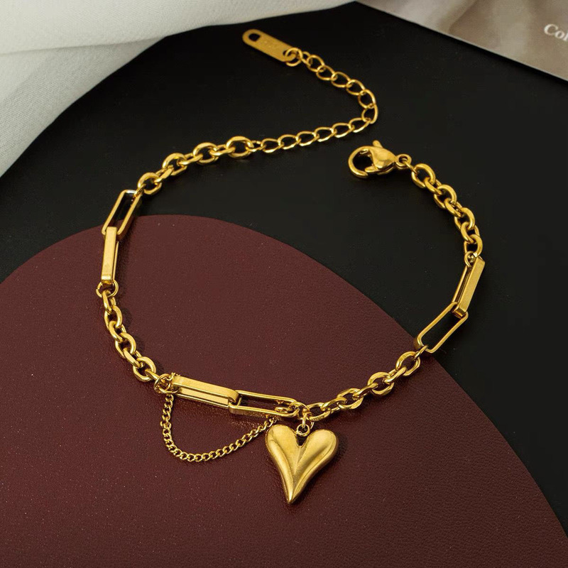 Women's Light Luxury Titanium Steel Bracelet