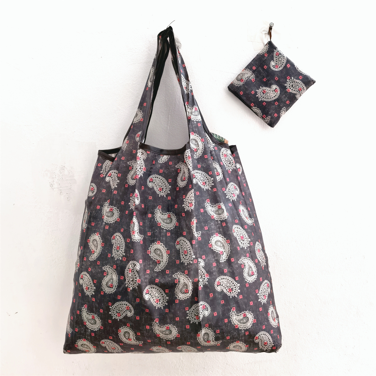 Bolso de compras de supermercado mediano de dibujos animados bolso verde bolso de moda bolso de compras plegable Portátil Bolsa de nylon impermeable image 80