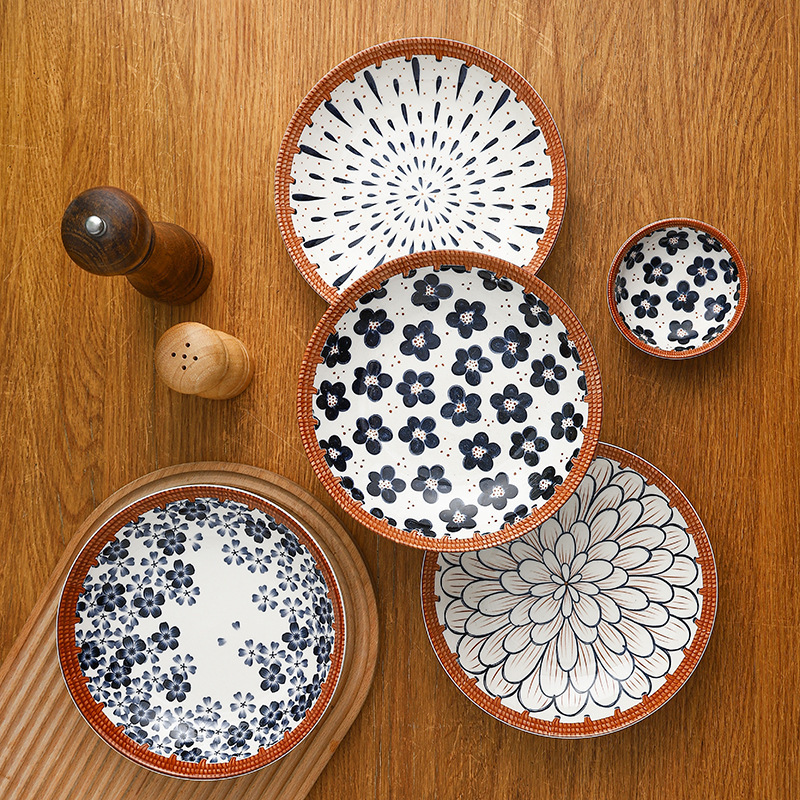 대나무 뗏목 일본식 세라믹 접시 요리와 식기류 창조적 인 복고풍 가정용 국경을 넘는 접시 요리와 접시 유약 색 세트