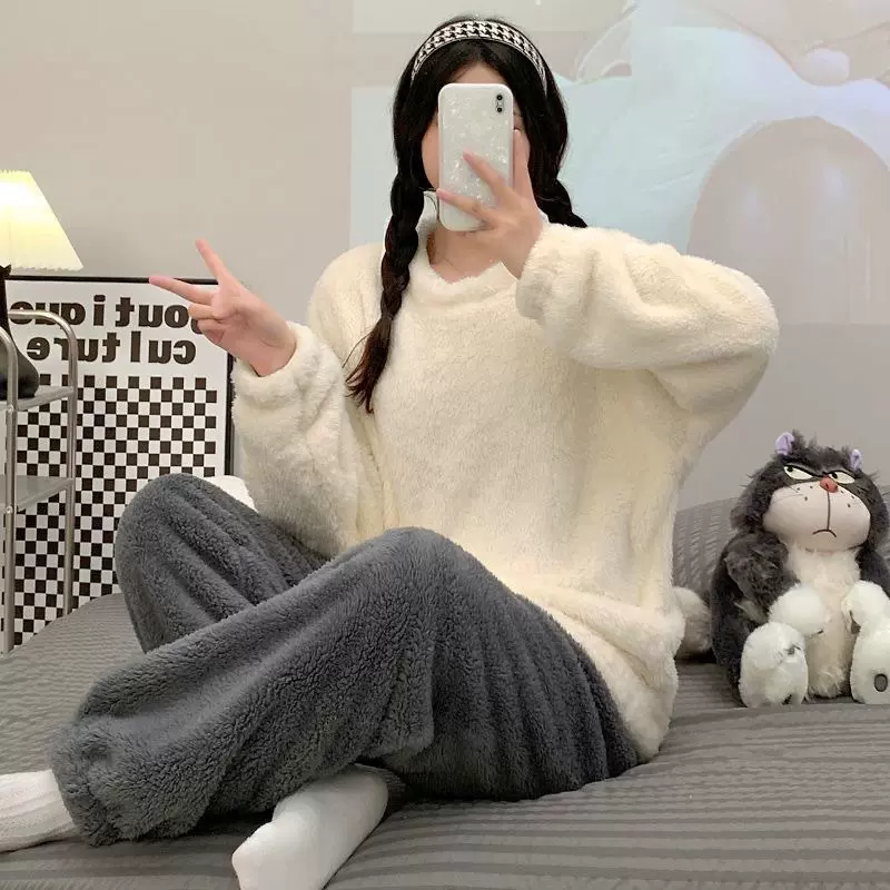 冬季法兰绒圆领睡衣女长袖新款保暖加厚加绒睡衣加绒家居服女套装