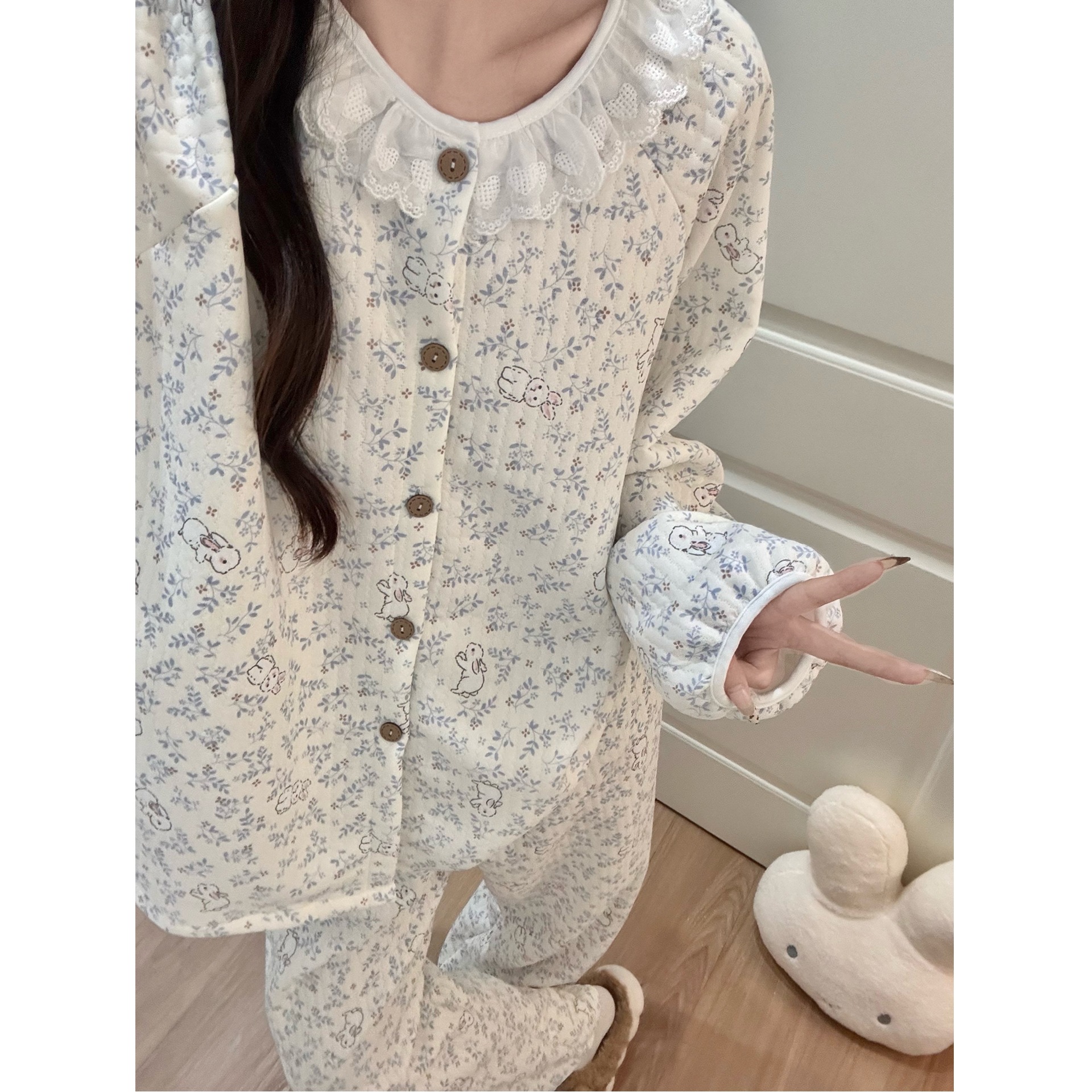 Women's Sweet Floral Bunny Pajamas Lace Collar Thickened Air Cotton Lining Warm Home Wear Set New Autumn Winter Style_voghion.com