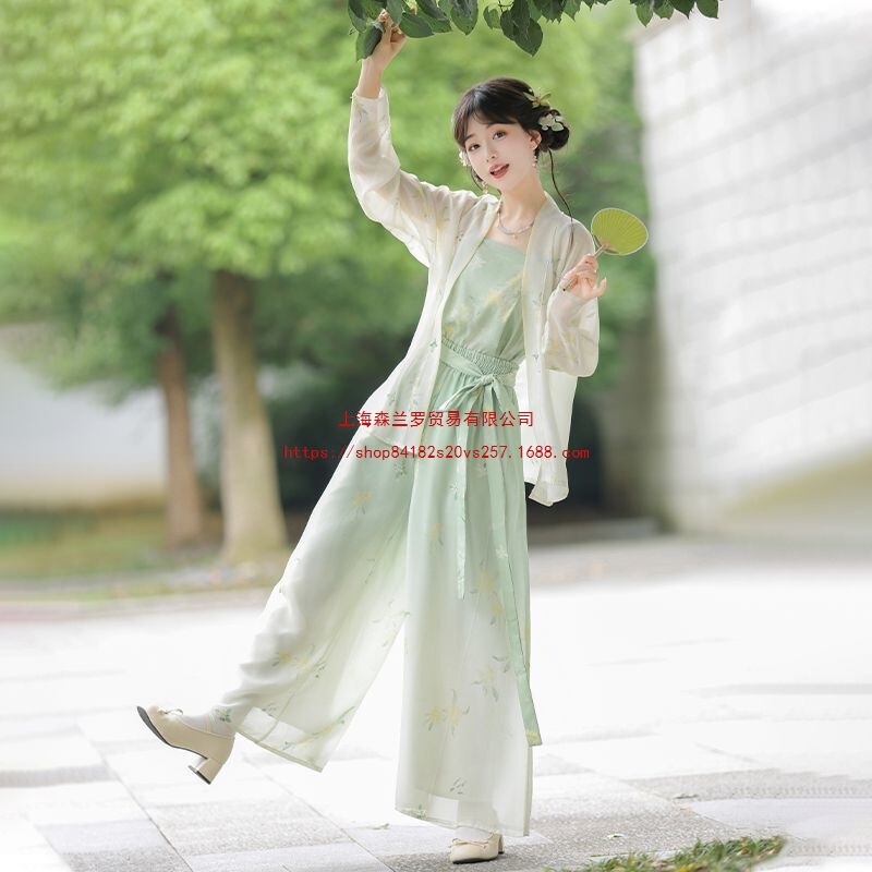 New Chinese-Style Cardigan, Camisole, and Song-Style Pants Three-Piece Set, Original Hanfu, Authentic Song-Style, Modified Daily Wear with Han Elements New Chinese-Style Cardigan, Camisole, and Song-Style Pants Three-Piece Set, Original Hanfu, Authentic Song-Style, Modified Daily Wear with Han Elements