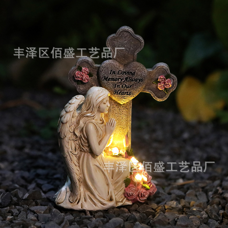 Estatuas de ángeles de oración retro transfronterizas lámparas solares cruz conmemorativa adornos cementerios de resina decorativos de jardín