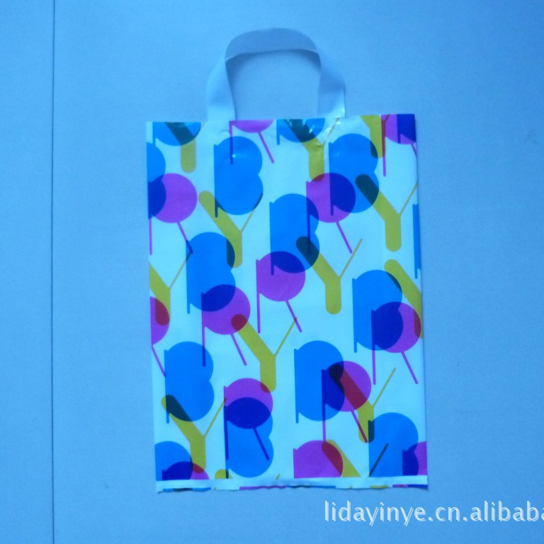 厂家直供PE塑料袋PE服装包装袋PE手挽袋PE手提袋