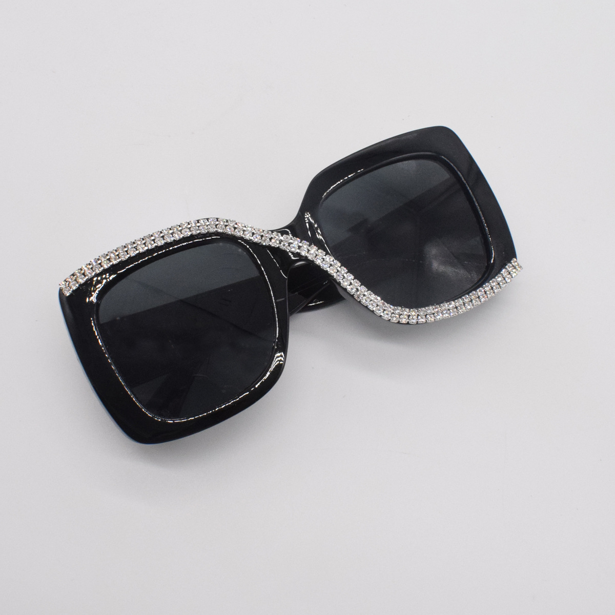 Korean Style Square Big Frame Diamond Sunglasses display picture 2