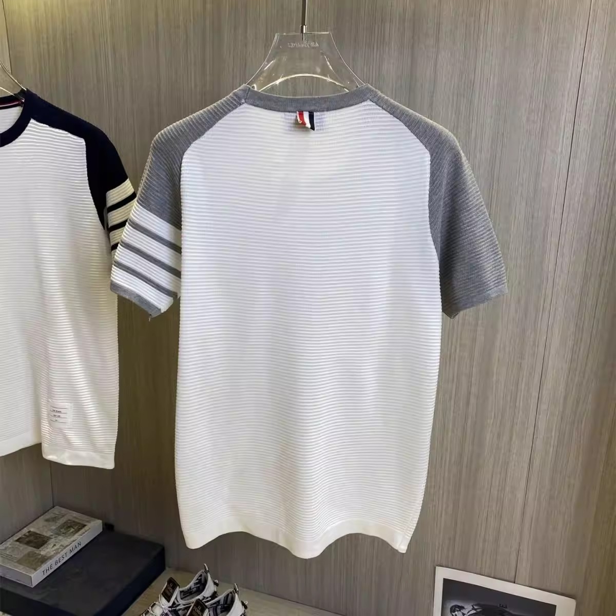 T-shirt de manga corta para hombres TB insertado rayas tricolores cuatro barras viejas líneas de hielo de verano fábrica transfronteriza al por mayor