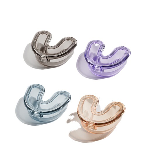 Invisible braces storage box, dental denture retainer, convenient orthodontic correction transparent storage box, logo can be printed