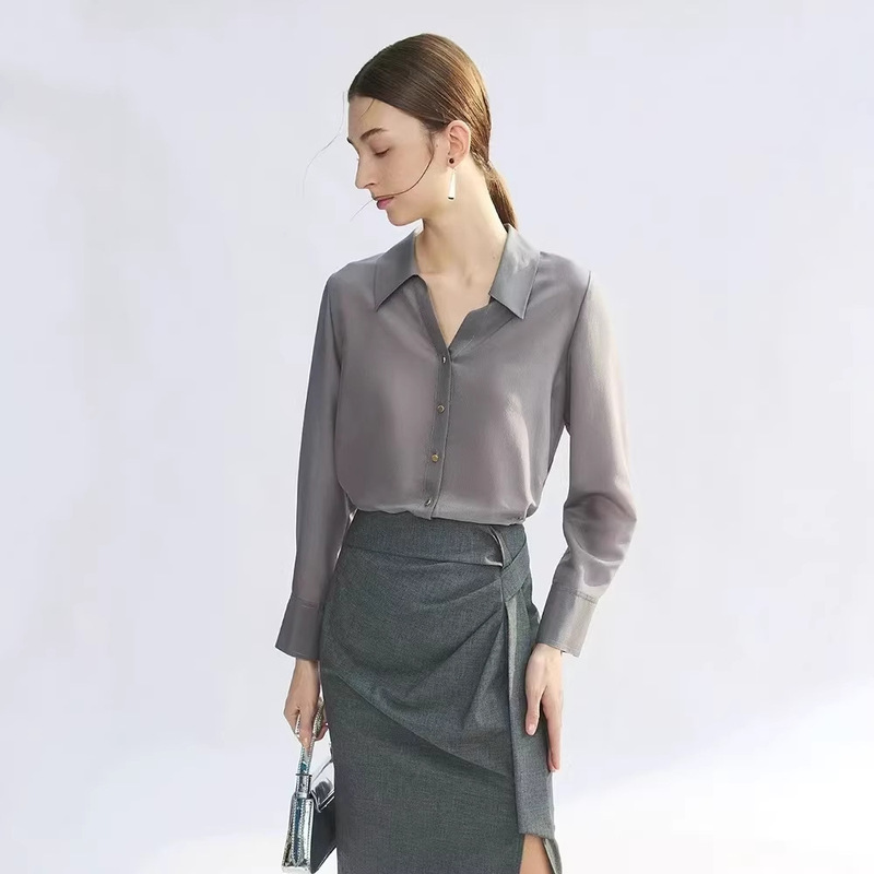 Langjia High-Intelligence Gray V-Neck Stylish Professional Commuter Shirt 2026 Summer New Model Top