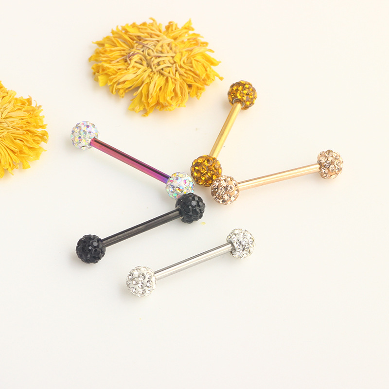 16G labret stud size and finish detail