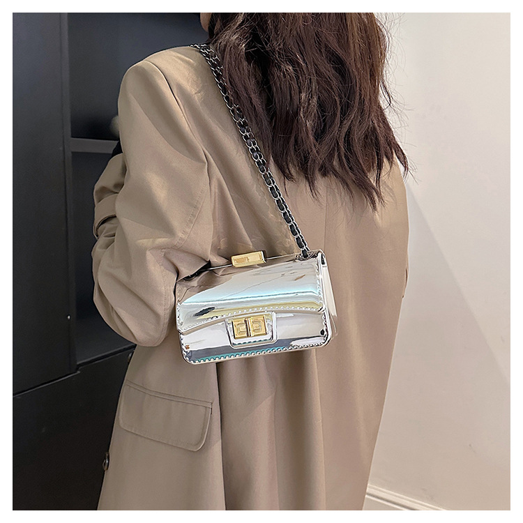 Ženska torba za rame, mala četvrtasta torba s lancem_voghion.com