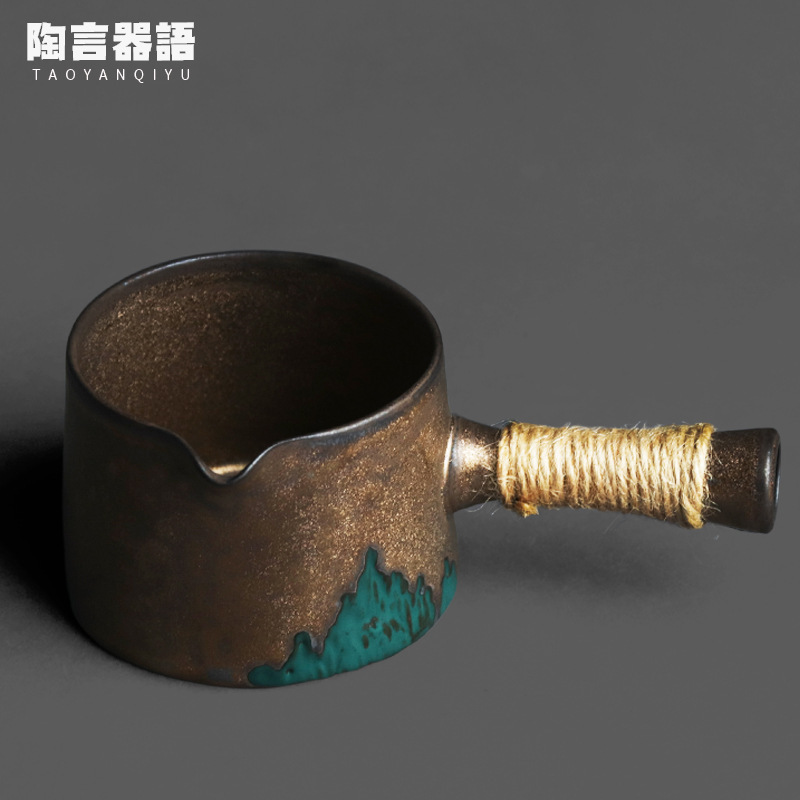 Japanese-style kiln black gold painting mountain side handle fair Cup handmade retro stoneware Kung Fu Tea Sea tea dispenser even water Cup