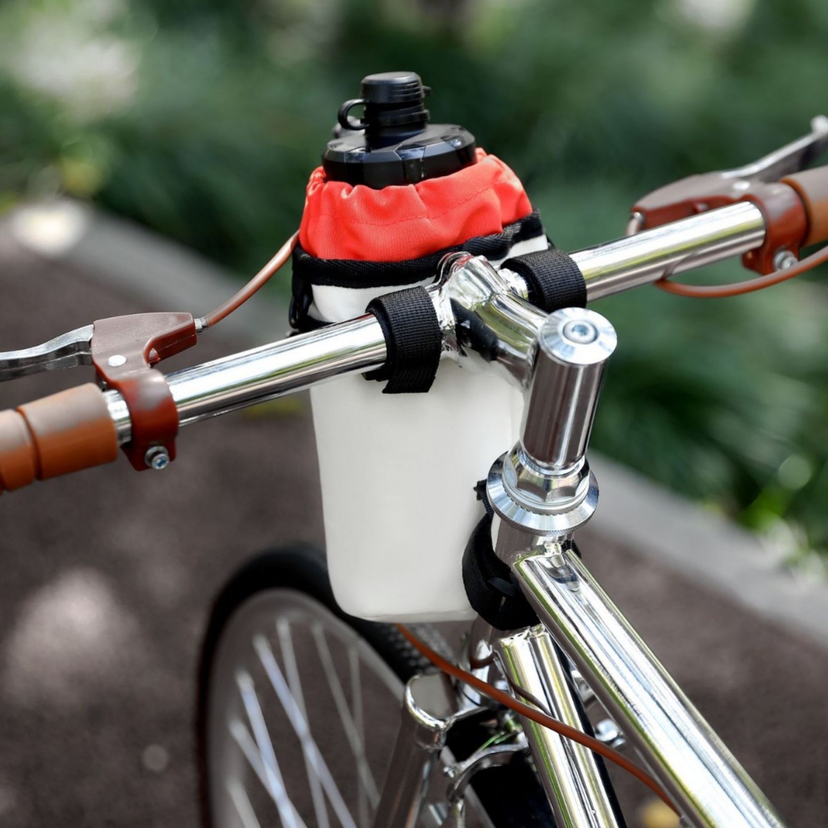 Cross-border Bicycle Motorcycle Portable Kettle Bag Outdoor Travel Water Cup Bag Thickened Drop-resistant Thermos Protective Cover
