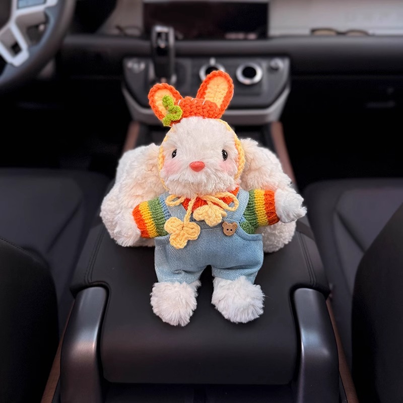 Caja de apoyabrazos de coche de conejo creativo caja de pañuelos de papel de dibujo almacenamiento en coche 2024 nuevo sentido muñeca de coche felpa femenina image 4