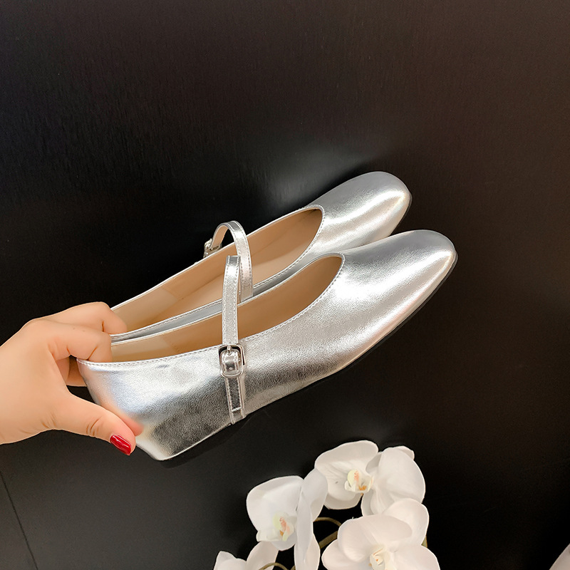 Nuevo modelo de zapatos de noche Benze~ con punta redonda, tacón interno, una sola tira, boca poco profunda, estilo mule cerrado para el verano.