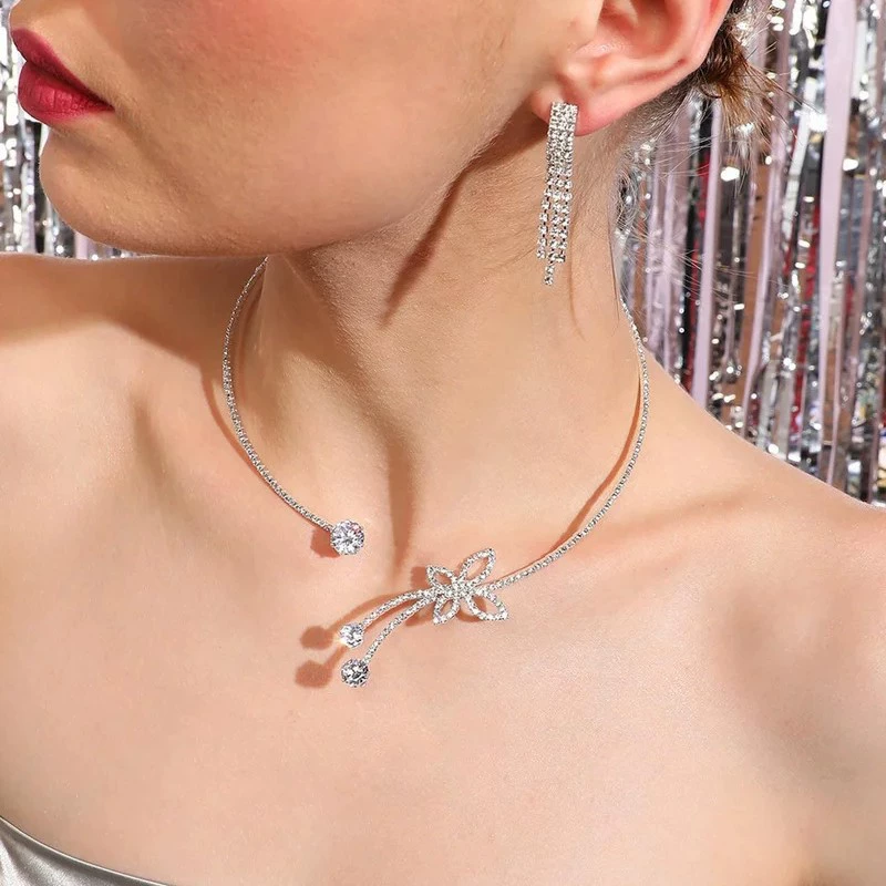 Популярный трансграничный комплект ожерелья с бабочками, нишевое легкое роскошное ожерелье со стразами, аксессуары для банкетного платья, комплект ювелирных изделий