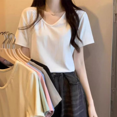 法式慵懒露锁骨v领t恤女新款短袖夏季新品宽松版显瘦正肩上衣