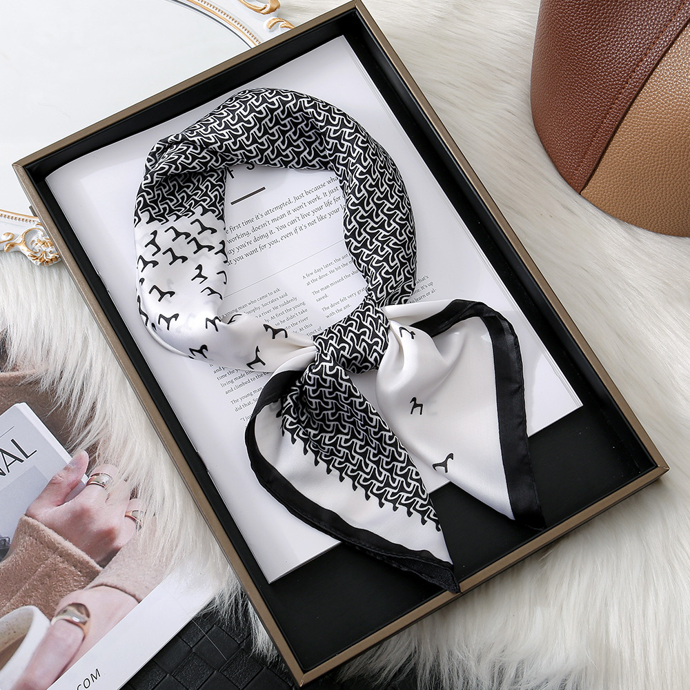 Comercio exterior simple negocio 70CM bufandas de seda primavera y otoño atado pelo atado bolsa de seda imitado pony moda bufandas cuadradas de alta calidad para mujeres