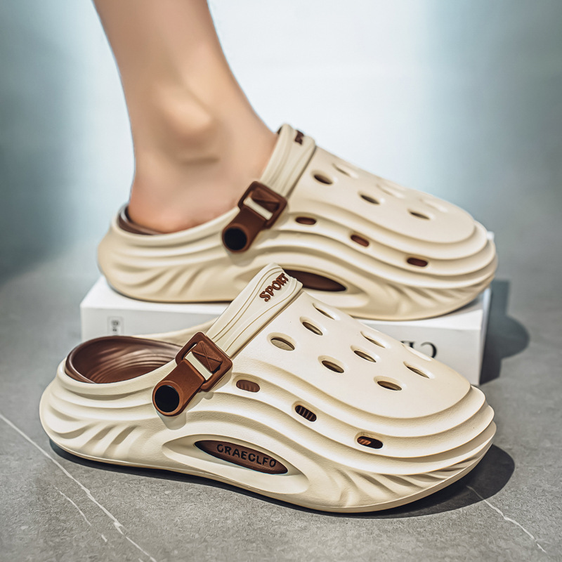 Zapatos con agujeros para hombres que usan en verano, conduciendo dos zapatillas de Baotou antideslizantes, sandalias de playa deportivas de gran tamaño al aire libre para adolescentes