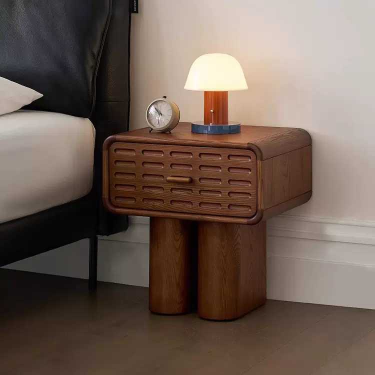 法式中古风实木床头柜实木白蜡木设计师款卧室创意床头边柜带抽屉