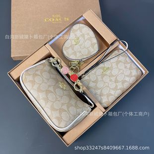 ���Qޢ�Ұ������������b�p�ݳ���ͨ��С����Ů�߼��о����ռ{�X��