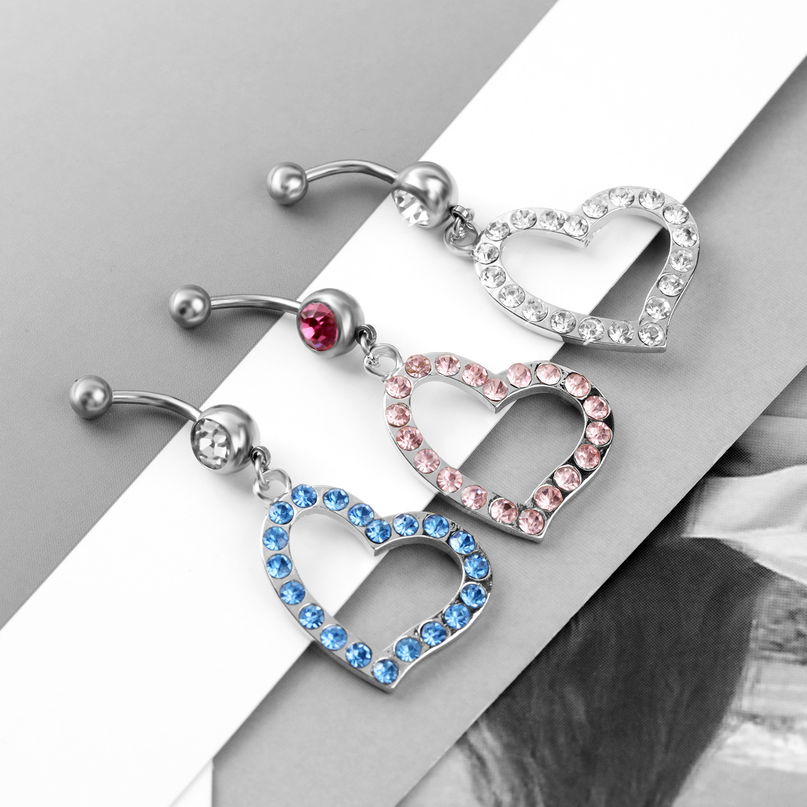 Piercing nombril acœur en acier inoxydable avec diamants_voghion.com