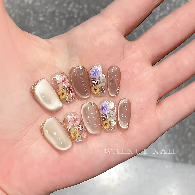 Monet Garden Pure Handmade Detachable Nail Stickers, Elegant and Brightening Style, Glass Beads, Cat's Eye, Little Flower Fairy Wearable Nails Monet Garden Pure Handmade Detachable Nail Stickers, Elegant and Brightening Style, Glass Beads, Cat's Eye, Little Flower Fairy Wearable Nails