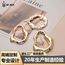 钮扣;胸针;腰部配件