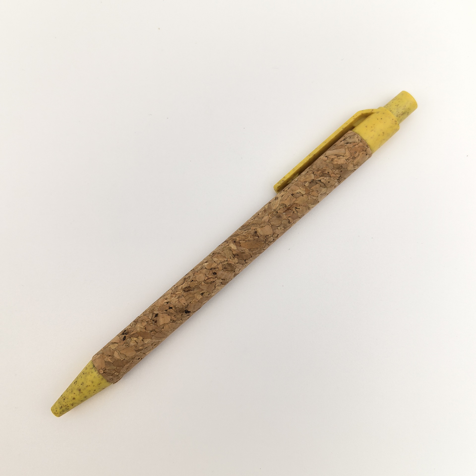 Suministro de bolígrafo de corcho de color ecológico material de paja bolígrafo publicitario regalos comerciales bolígrafo de tubo de papel degradable al por mayor