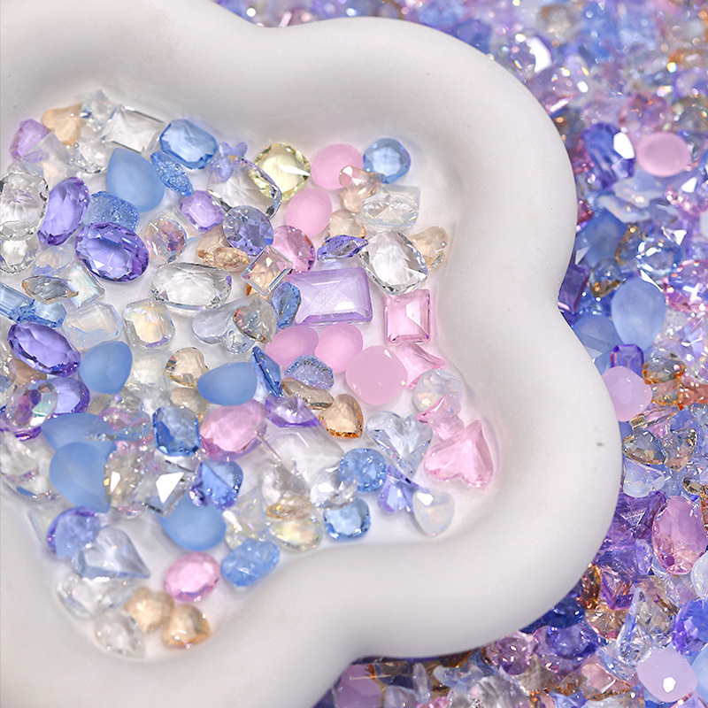 Flash K9 nail drill mixed decorations wholesale pointed bottom crooked heart love long right angle square sugar special-shaped diamond nail jewelry Flash K9 nail drill mixed decorations wholesale pointed bottom crooked heart love long right angle square sugar special-shaped diamond nail jewelry