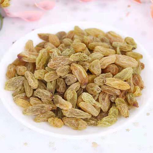 Qinghaoyuan air-dried grapes 80g candied grapes Turpan raisins casual snacks dried fruits supermarket KTV wholesale