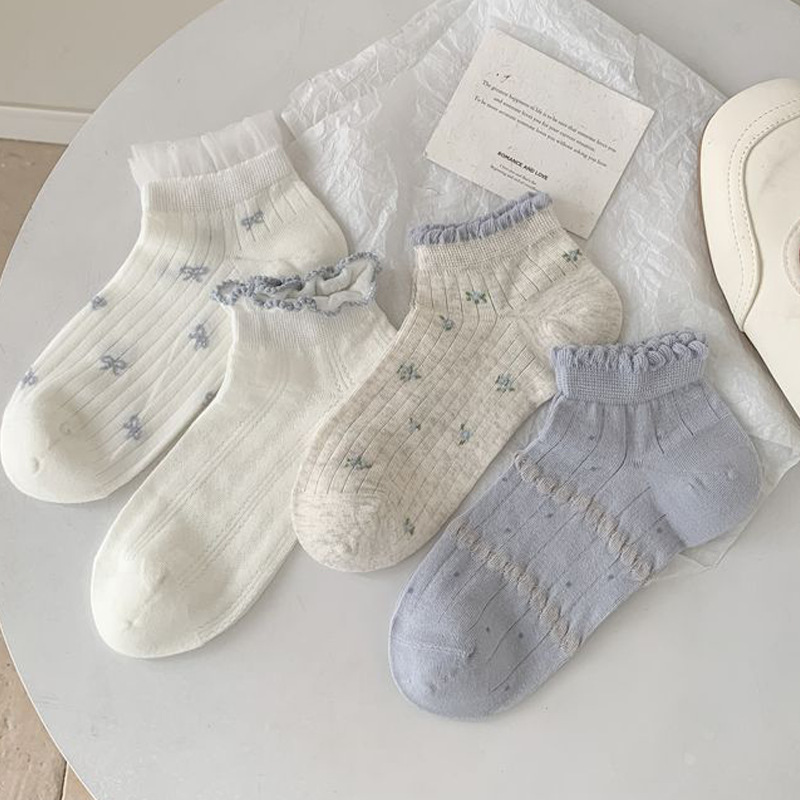 25 Spring and Summer Girls' Blue Japanese-Style Socks, Women's Summer Thin Versatile Hollow-Out Small Floral Boat Socks, College Style