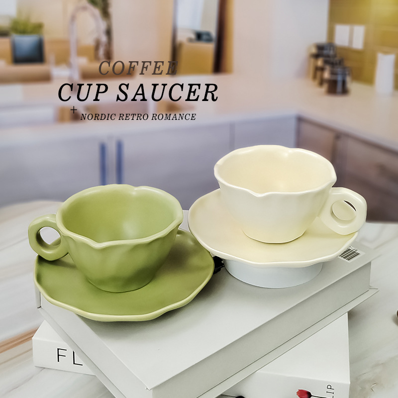 网红风花瓣型陶瓷杯碟套装纯色创意咖啡杯伴手礼点心盘简约茶杯