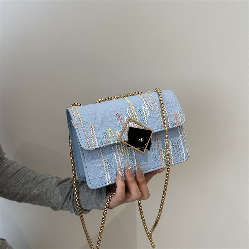 Bolso popular de este año para mujeres 2024 nuevo ins a rayas de color bolso de celos de cadena bolso casual