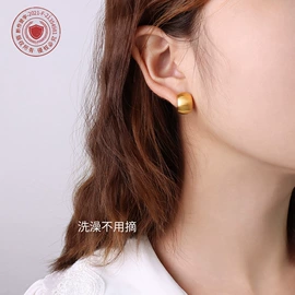 项链;耳环;戒指