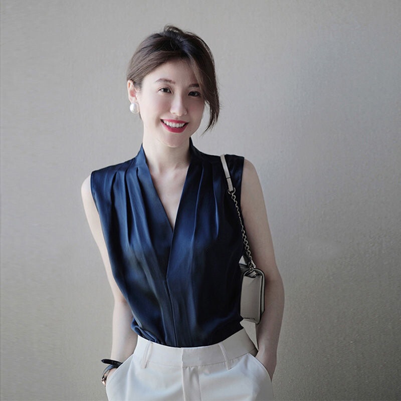 French Satin Shirt Women's Design Niche Summer Women's Sleeveless Chic Top Collar Professional Temperament Shirt
