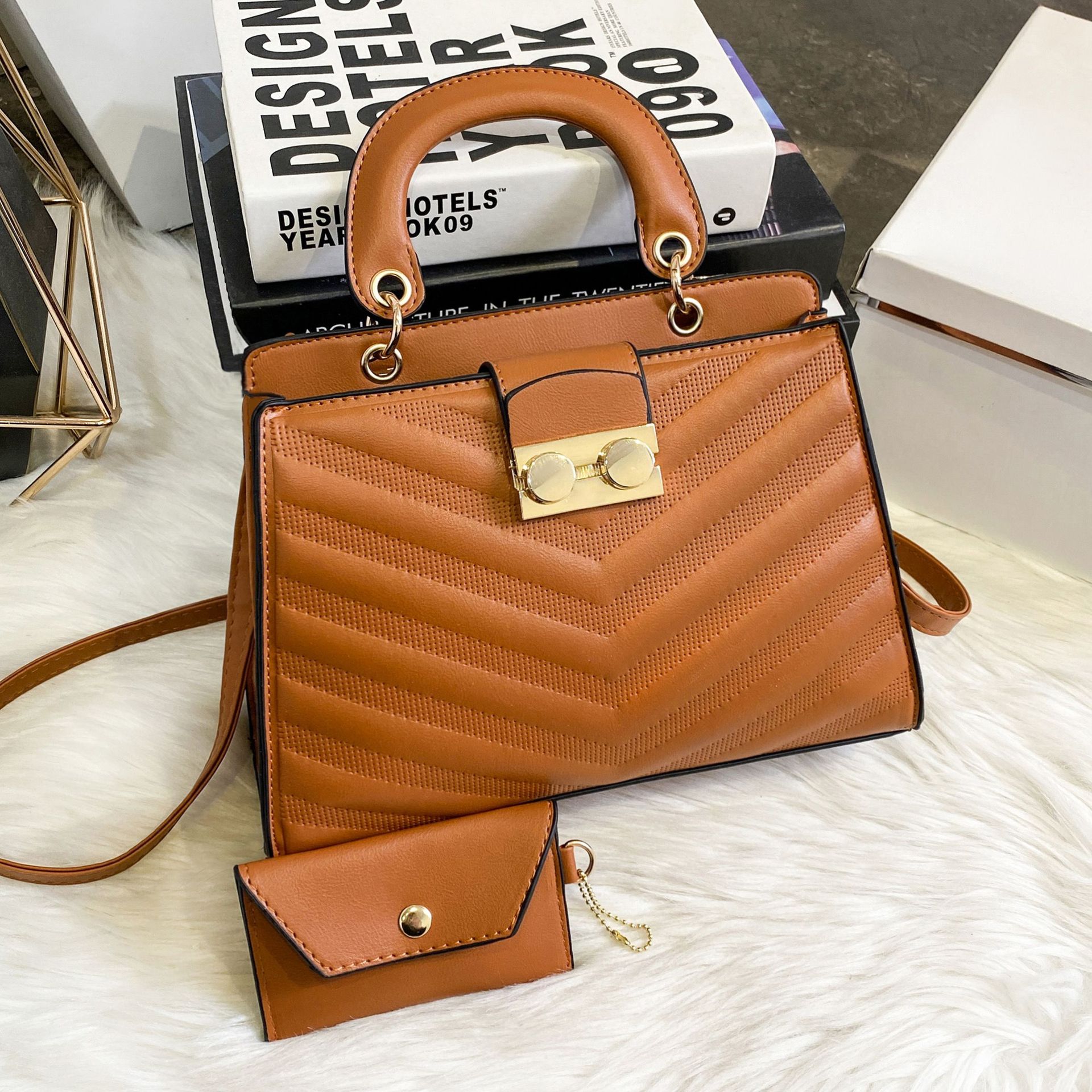 mmexport1659672064453