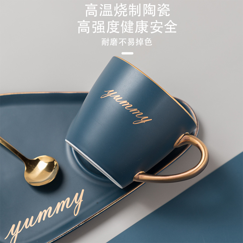 Juego de taza y platillo triangular - Incluye cuchara - Estilo nórdico y de lujo - Para desayuno y té - Ideal como regalo con logo