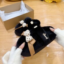 ����Ь�¿�Ӻ�ӽqë���ɐ��ﶬ�r��Ůʿ�����҃����ӌ�����Ь