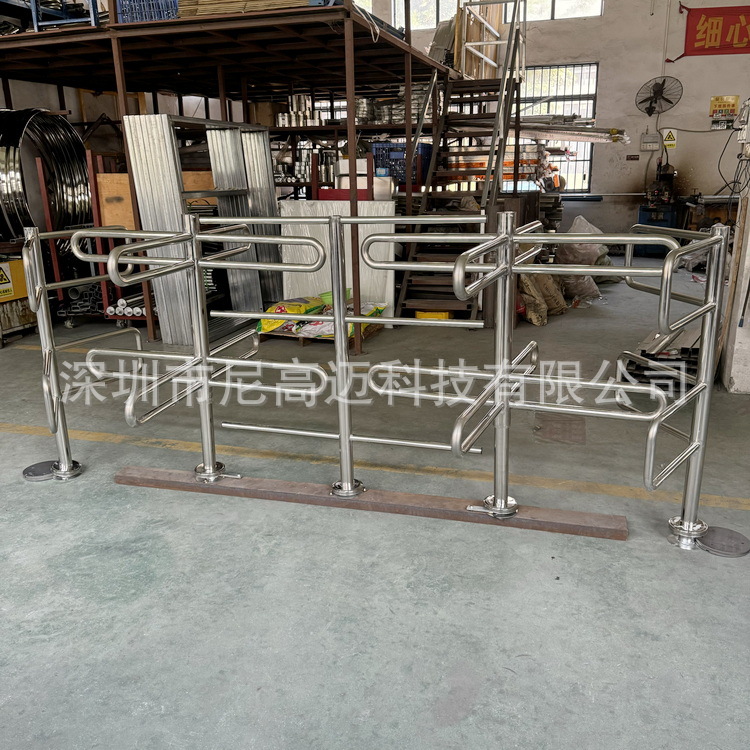 陕西渭南景区单向十字式旋转栅栏门简约半高导流人行单限通道转闸