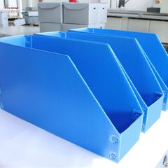 卸売中空ボード斜め口ボックスプラスチック段ボール棚ボックス棚材料スーパーマーケット棚ボックス