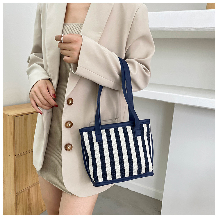 Korean Clashing Color Stripe Canvas Storage Bag Wholesale Nihaojewelry display picture 11